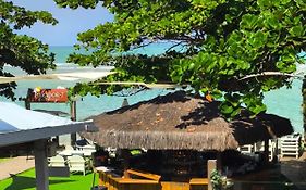 Parador 7 Bangalô, Praia do Parracho, 1,0 km da Rua Mucugê